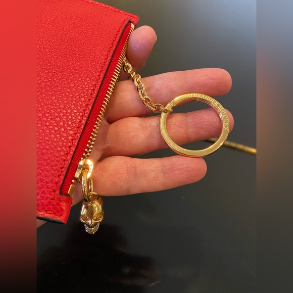 COPY - NWT LUXURY AUTHENTIC RARE Alexander McQueen red pebbled leather Key Ring… - Picture 17 of 17